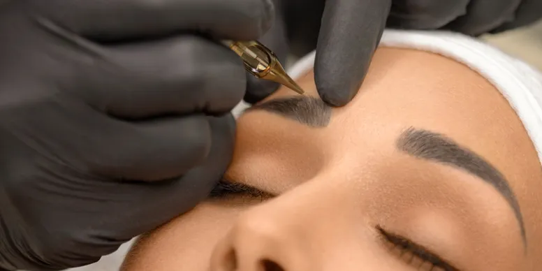 Nano Brows eyebrow micropigmentation procedure creating ultra-fine, natural-looking hair strokes with advanced precision technique. This semi-permanent brow treatment enhances shape, symmetry, and density while delivering soft, realistic definition. Ideal for clients seeking refined, long-lasting eyebrow enhancement.